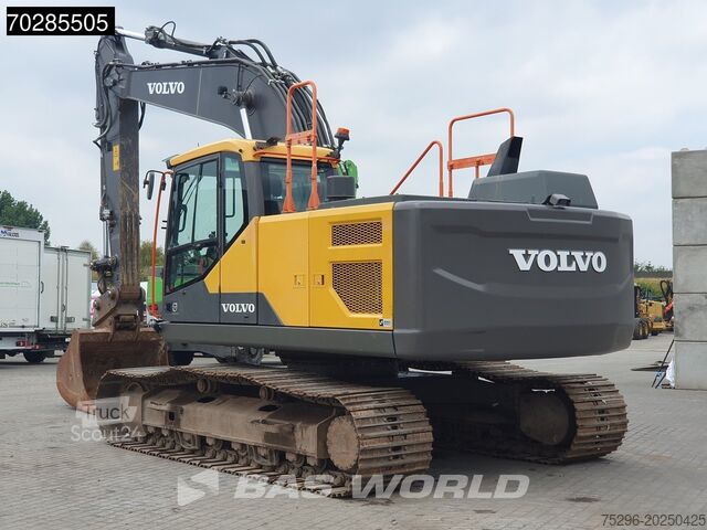 Grävmaskin med larvband Volvo EC220 E L Select