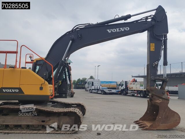Grävmaskin med larvband Volvo EC220 E L Select