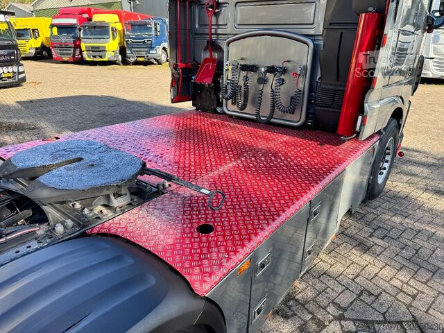 Standaard-SZM DAF XF 530 SSC 4X2 2022 SPECIAL-INTERIOR STANDAIRCO