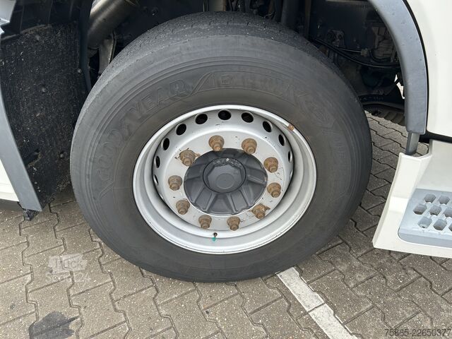 Standard-SZM Volvo FH 420 Globetrotter / 854 dkm / Night AC/ VEB+ ...