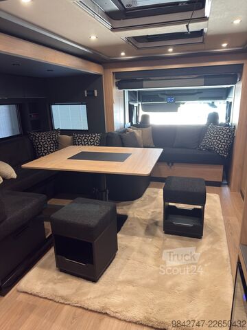 štandardný ťahač SCANIA S 590 stx motorhome