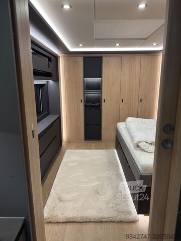 štandardný ťahač SCANIA S 590 stx motorhome