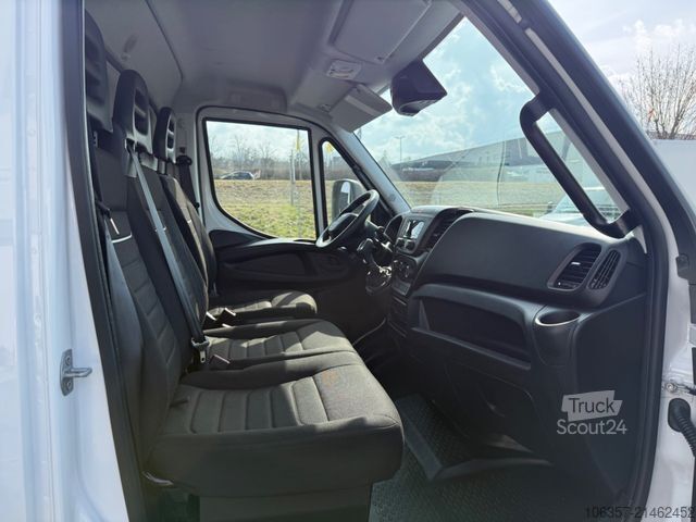 Skříňová dodávka IVECO Daily 70C18A8/P,Hi-Matic,Klima,Luftfed.,LBW.1000