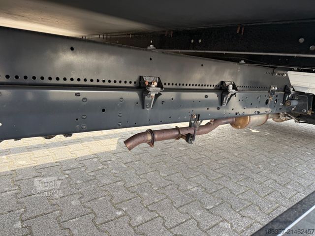 Skříňová dodávka IVECO Daily 70C18A8/P,Hi-Matic,Klima,Luftfed.,LBW.1000