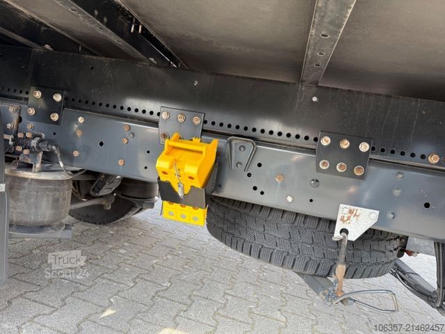 Skříňová dodávka IVECO Daily 70C18A8/P,Hi-Matic,Klima,Luftfed.,LBW.1000