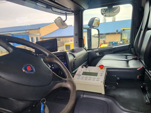 śmieciarka SCANIA P280