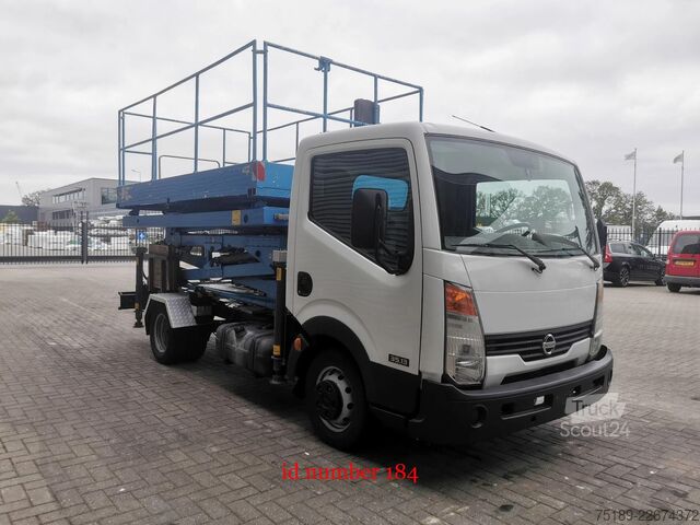 Hefplatform Nissan Cabstar Cabstar 35.13 - Weiss SF 10 - 400 KG Ca...