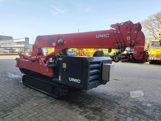 Minikraan Unic URW 506 CDE