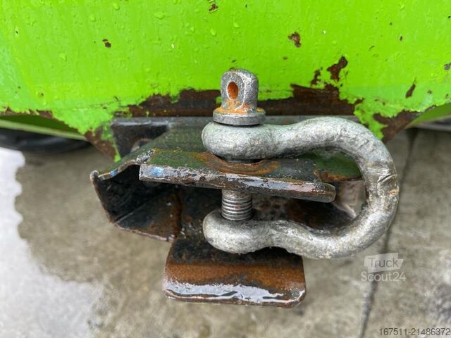 Teleszkópos rakodó Merlo P 38.14