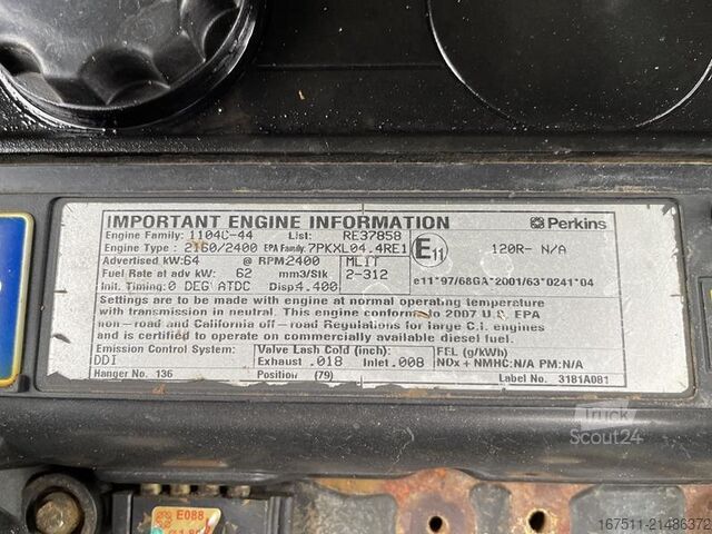 Teleszkópos rakodó Merlo P 38.14