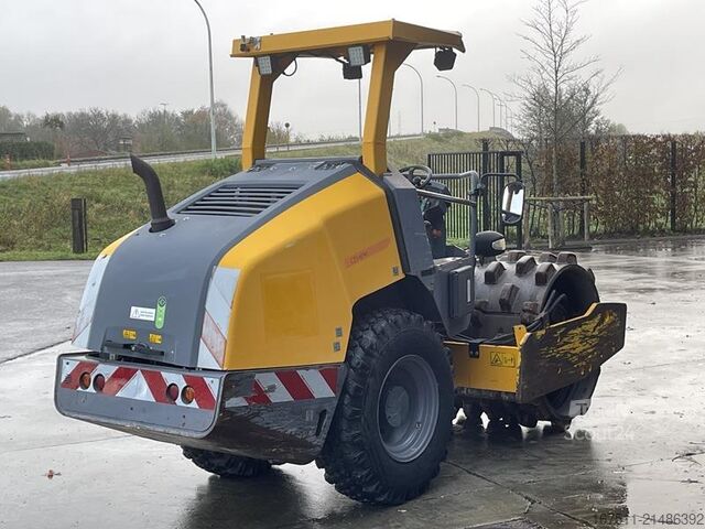 Rodillo tándem Atlas Copco DYNAPAC CA 1300 D