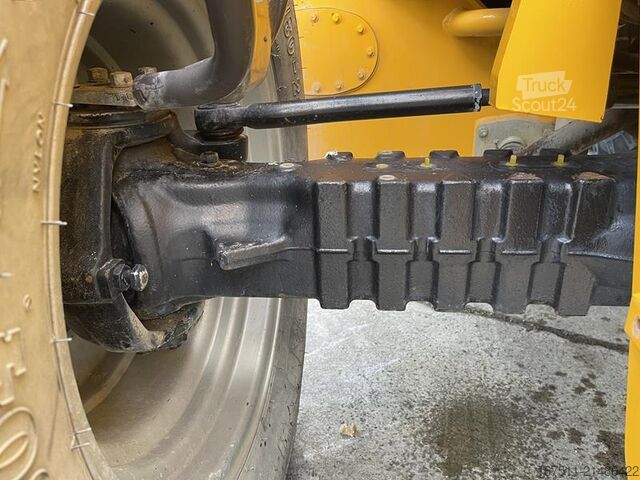 Teleszkópos rakodó Manitou MT 932 E - E3