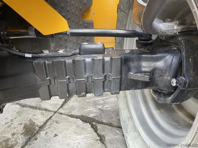 Teleszkópos rakodó Manitou MT 932 E - E3