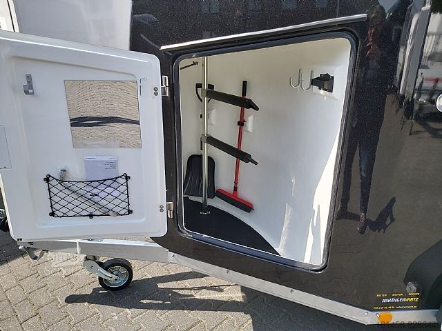 At römorku Böckmann Comfort Esprit silver black Aluboden Sattelkammer