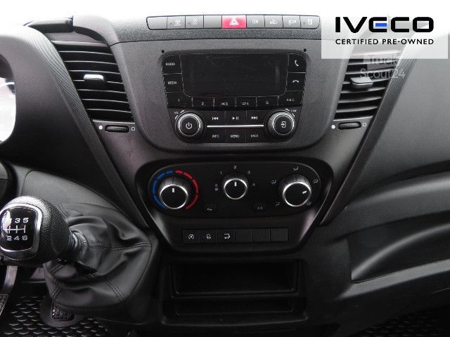 Dobozos furgon IVECO Daily 35C16 Koffer/LBW Klima, Zwillingsreifen