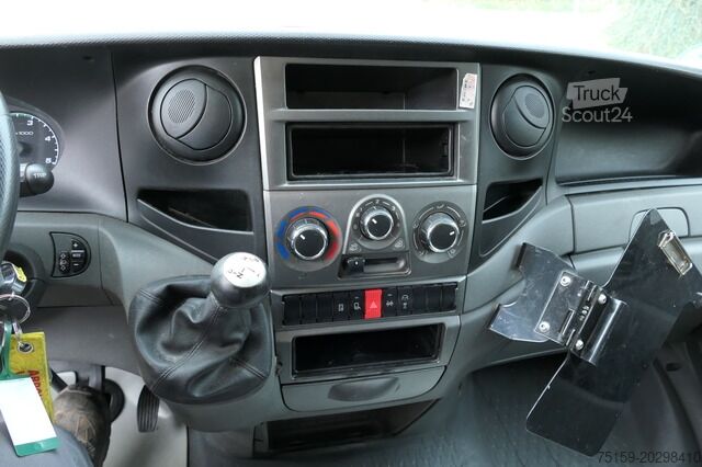 Transporter mit Koffer iveco Daily 35 S11 C30C AUTOMATIK KAMERA MAXI KAMERA Regale LUFT - EURO 5 - CoC