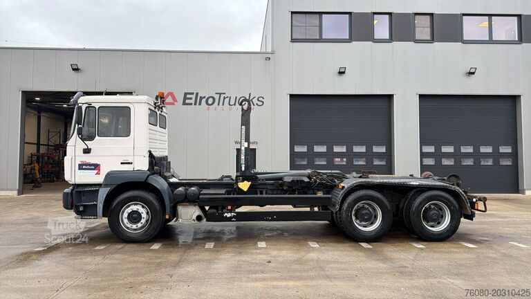 Chassis com cabina MAN 26.403 (STEEL SUSP. / LAMES / BIG AXLE / PERFEC...