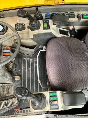  Neuson EW 100
