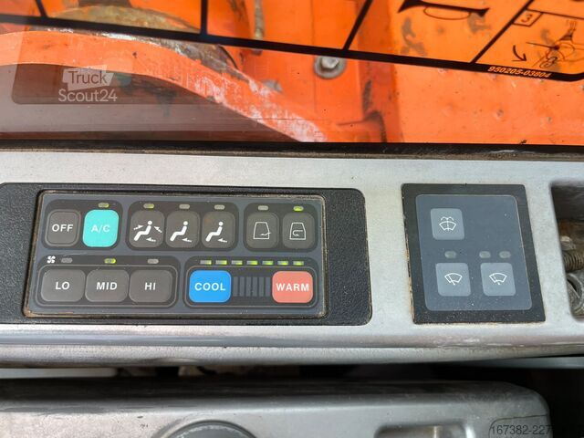 Excavadora sobre orugas Doosan DX140LCR-3