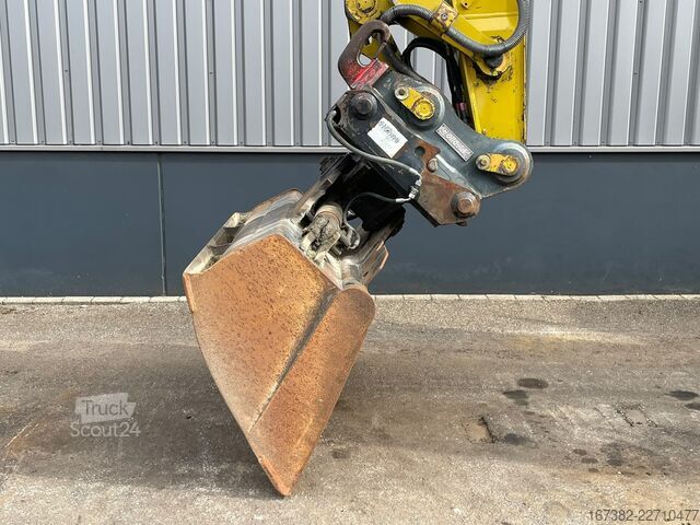 Escavadora de rodas Caterpillar M322D