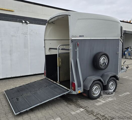 Ремарке за коне Böckmann Duo Esprit 2-Pferdeanh. 2000 kg Aluboden