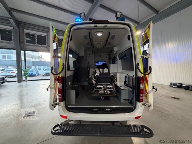 Fire truck MERCEDES-BENZ Sprinter II 316 CDI L2*RTW*KTW*LIEGE*TRAGESTUHL