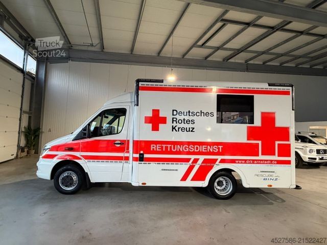 Brandweerwagen MERCEDES-BENZ Sprinter II 516 RTW/KTW KOFFER*RETTUNGSFAHRZEUG*