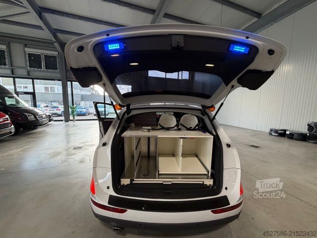 Samochód strażacki  Q5 2.0 TDI quattro* NOTARZT*ATM MOTOR