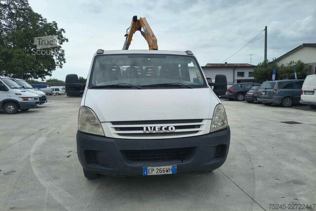 фургон с двойной кабиной IVECO DAILY 35C 15 3.0 DOPPIA CABINA E GRU