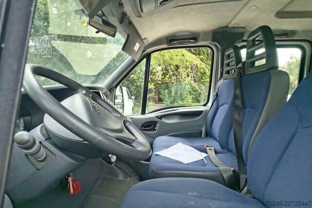фургон с двойной кабиной IVECO DAILY 35C 15 3.0 DOPPIA CABINA E GRU