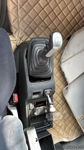 Tracteur standard MAN TGA 18.440 (BOITE MANUELLE / MANUAL GEARBOX)