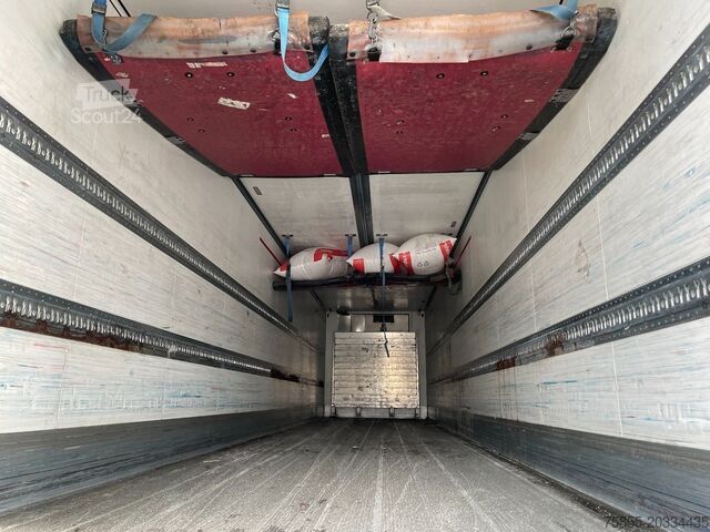 Jäähdytetyt/pakastetut kuljetukset Schmitz Cargobull Fridge Thermoking SLXe Spectrum / Multitemp / S...