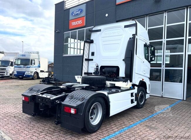 Camion per usi speciali FORD 510 2° Generazione