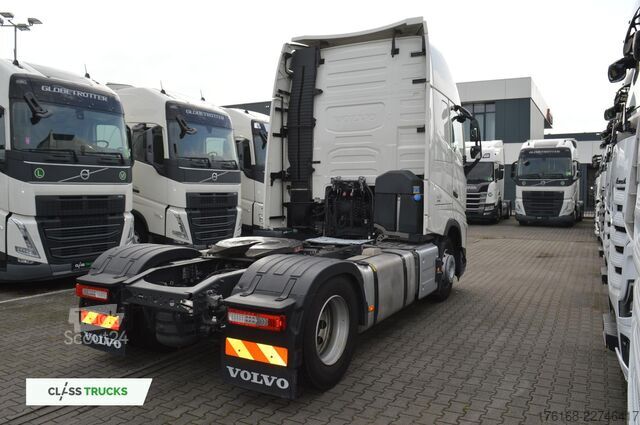 Standard SZM VOLVO FH 500 XL i-ParkCool ACC Side Skirts