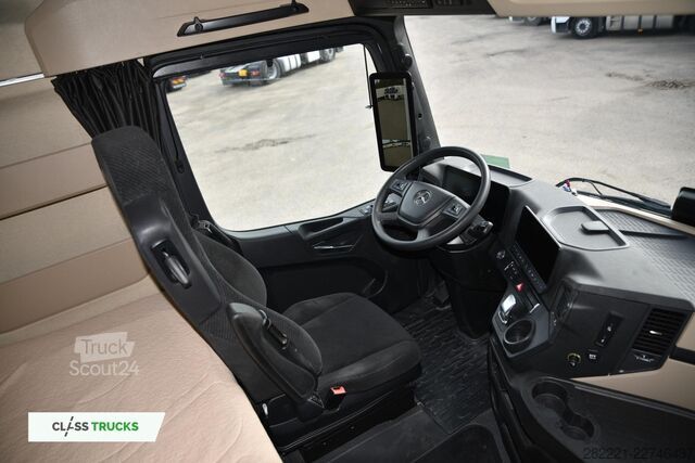Cap tractor standard MERCEDES-BENZ Actros 5 1845 BigSpace MirrorCam