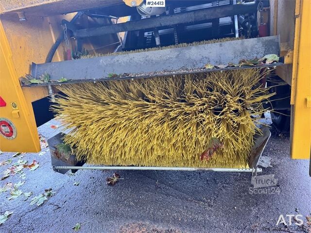 Kadunlakaisukone Broddson Scandia Sweeper – only approx. 40 hours!