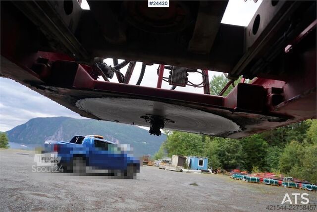 Benne Carnehl 3-Axle Tipping Semi-Trailer