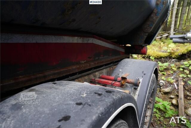 Benne Carnehl 3-Axle Tipping Semi-Trailer