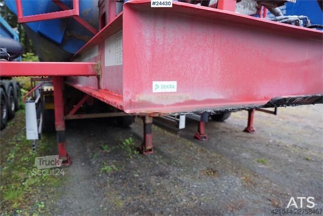 Benne Carnehl 3-Axle Tipping Semi-Trailer