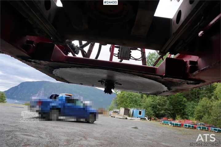 Benne Carnehl 3-Axle Tipping Semi-Trailer