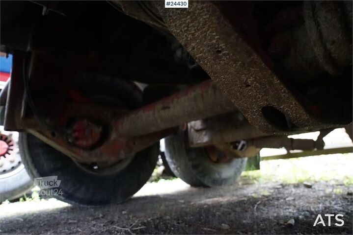 Benne Carnehl 3-Axle Tipping Semi-Trailer