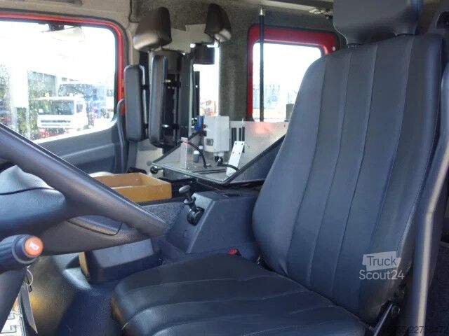 Véhicule de lutte contre les incendies Mercedes-Benz 1325 godiva pump
