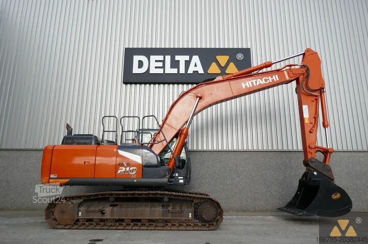 Rupsgraafmachine Hitachi ZX210LC-7