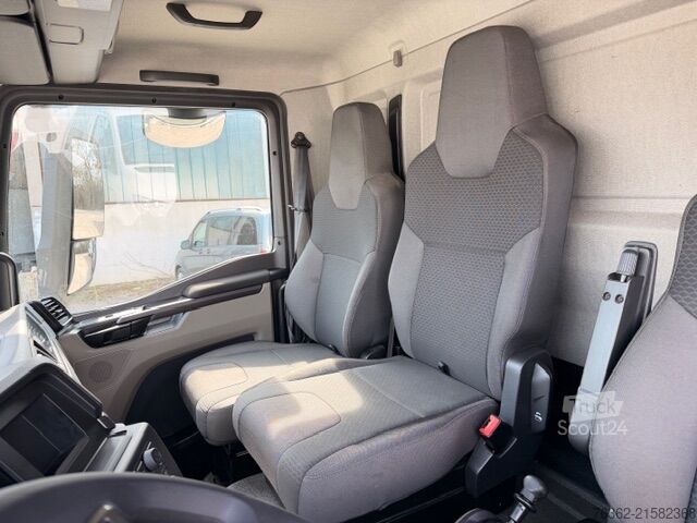 Camion caisson MAN TGL 12.250 BL 4X2 Koffer+LBW*AHK*KLIMA*K