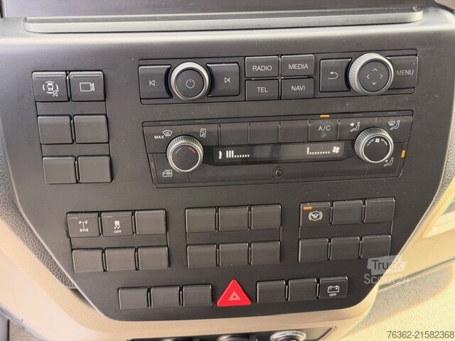 Camion caisson MAN TGL 12.250 BL 4X2 Koffer+LBW*AHK*KLIMA*K