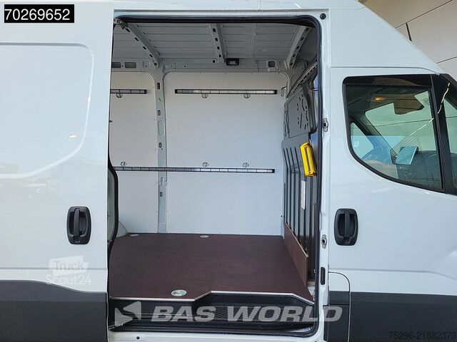 Gelişmiş Acil Fren Sistemi. Şerit Takip Asistanı. Hız Uyarısı. Taşınma Bilgi Sistemi. Zeki Iveco Daily 35S21 BPM VRIJ! 3.0L Automaat L2H2 3,5t T...