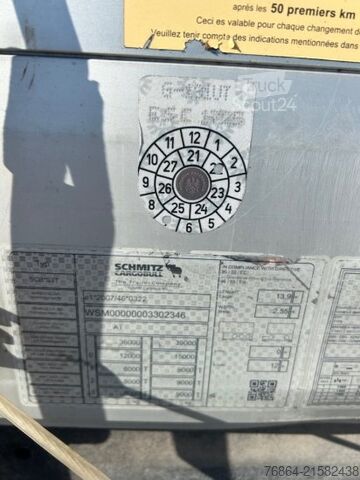 Auflieger mit Pritsche & Plane SCHMITZ PALETTENKASTEN, LIFTACHSE, EDSCHA