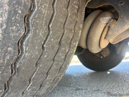 Auflieger mit Pritsche & Plane SCHMITZ PALETTENKASTEN, LIFTACHSE, EDSCHA