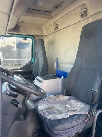 Valníkový nákladní automobil s plachtou VOLVO FL 240 4X2R, PLANE, MANUAL, E4, LADEBORDWAND,