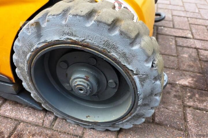 Kloubová teleskopická pracovní plošina Haulotte STAR 10 Electric, 10m Working Height, 3m Reach, 20